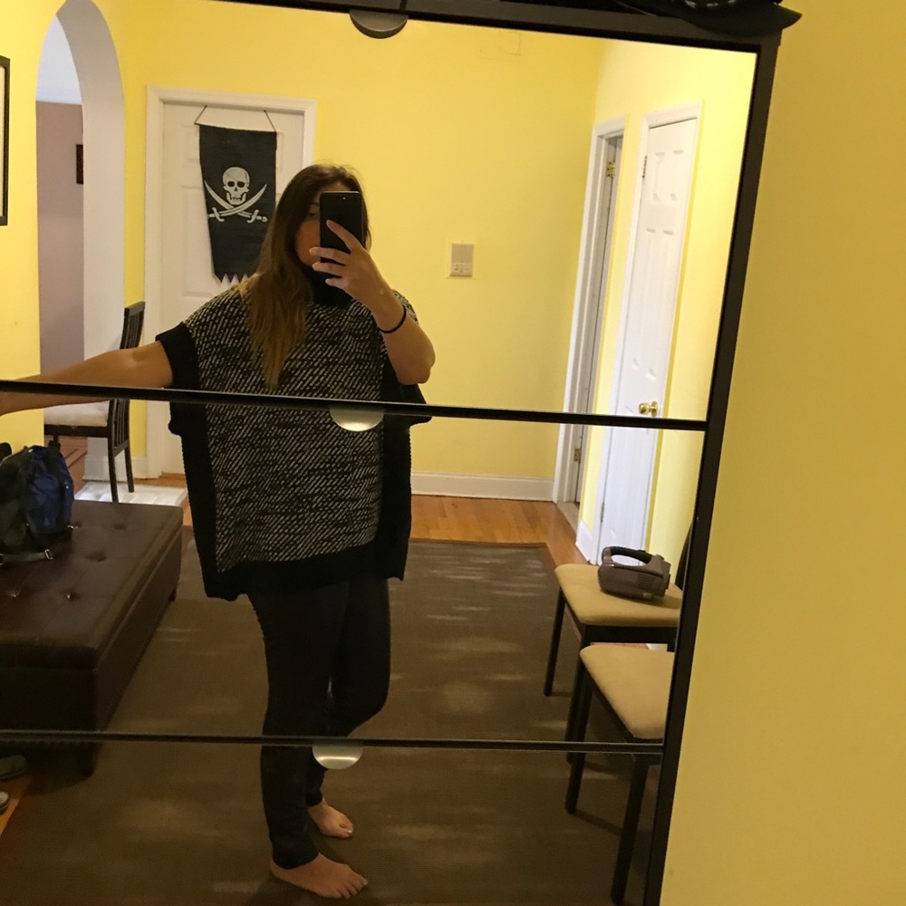 Poncho sweater
